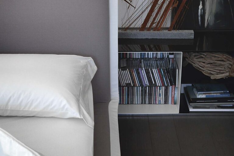 Noctis italiski miegamojo baldai lova Lyle Voulant