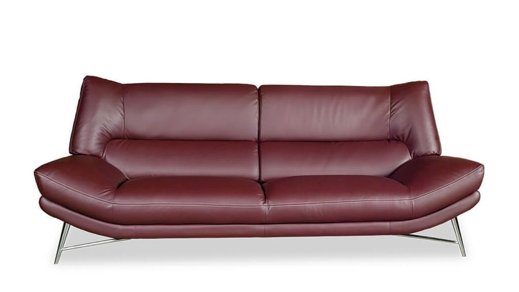 Kler bordo odinė sofa Carmen ant įstrižų metalinių kojelių – priekinis vaizdas