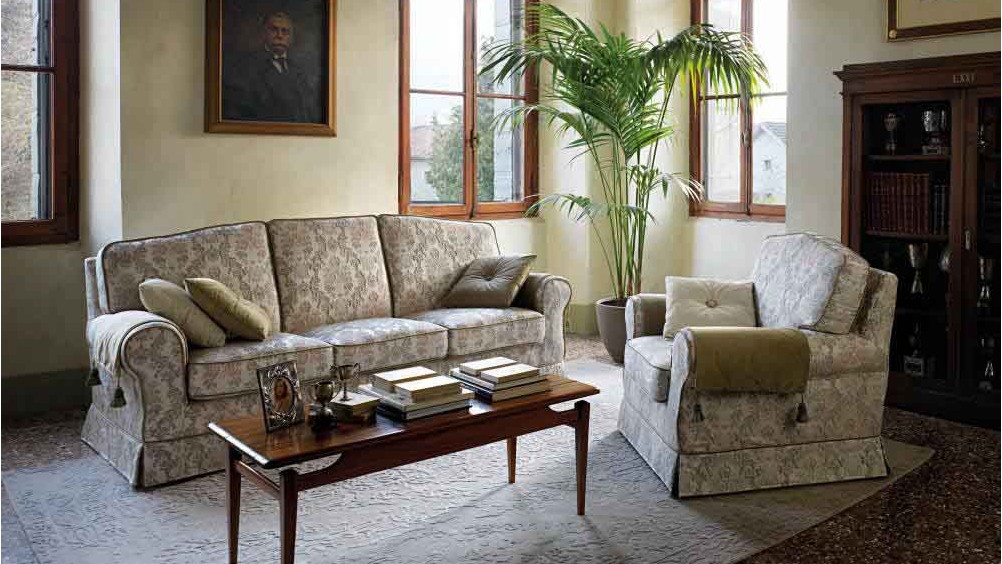 Smėlio gėlėto audinio sofa Royal su foteliu prie lango, SAMOA DIVANI