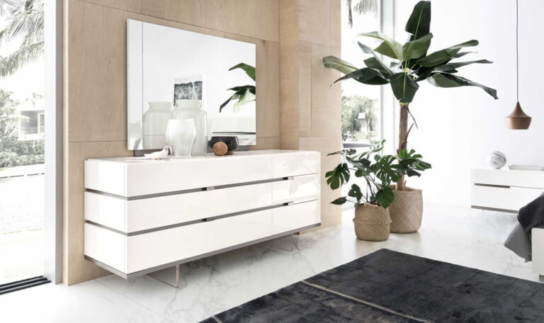 Italiski baldai Artemide komoda ir veidrodis