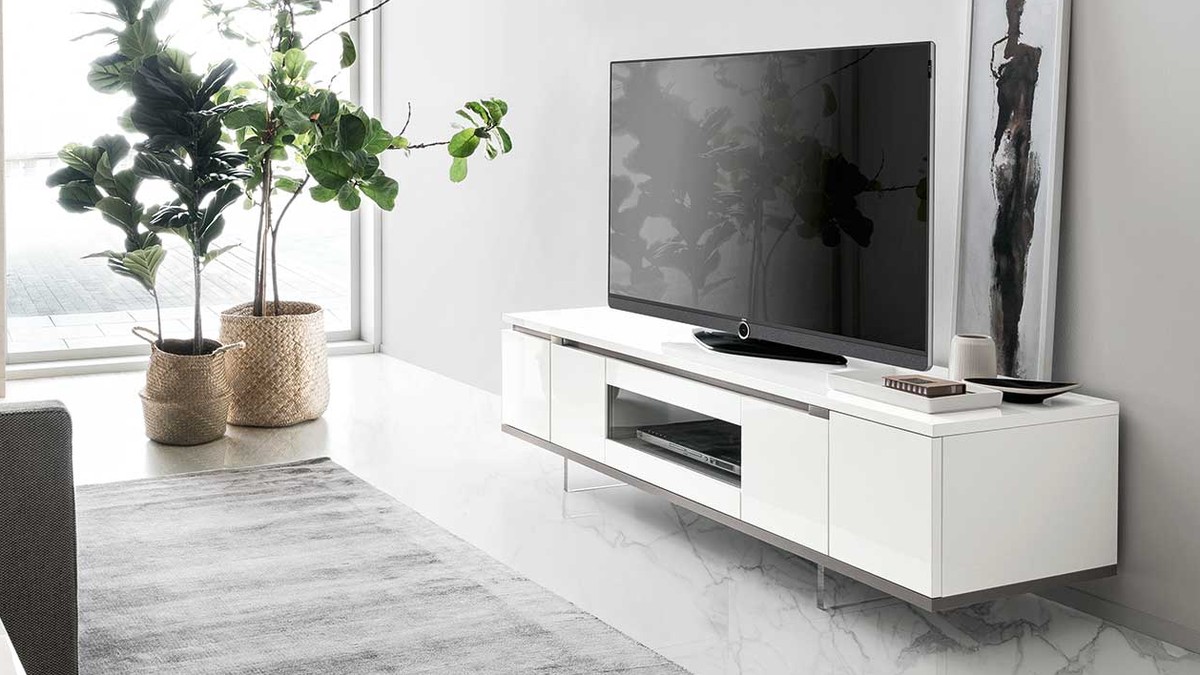 TV staliukas Artemide