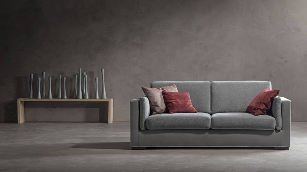 Pilka minkšta dvivietė sofa Alter su raudonomis pagalvėlėmis, SAMOA DIVANI