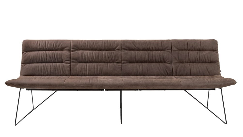 Ruda odinė keturvietė sofa Arva Light be porankių – priekinis vaizdas, KFF