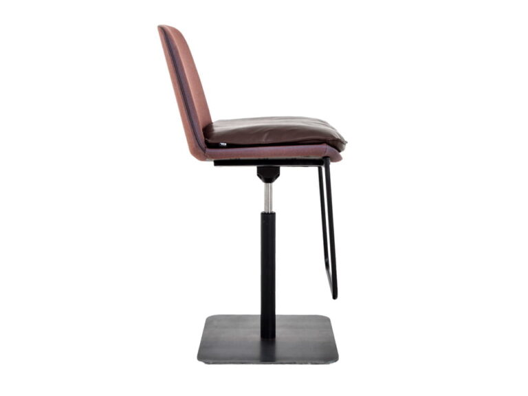 Vokiški baldai baro kėdė 2b_LHASA-Stool-KFF (2)