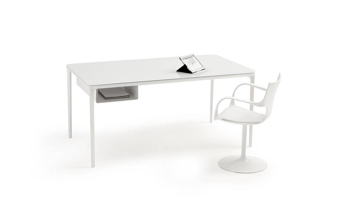Darbo stalas Slim Office