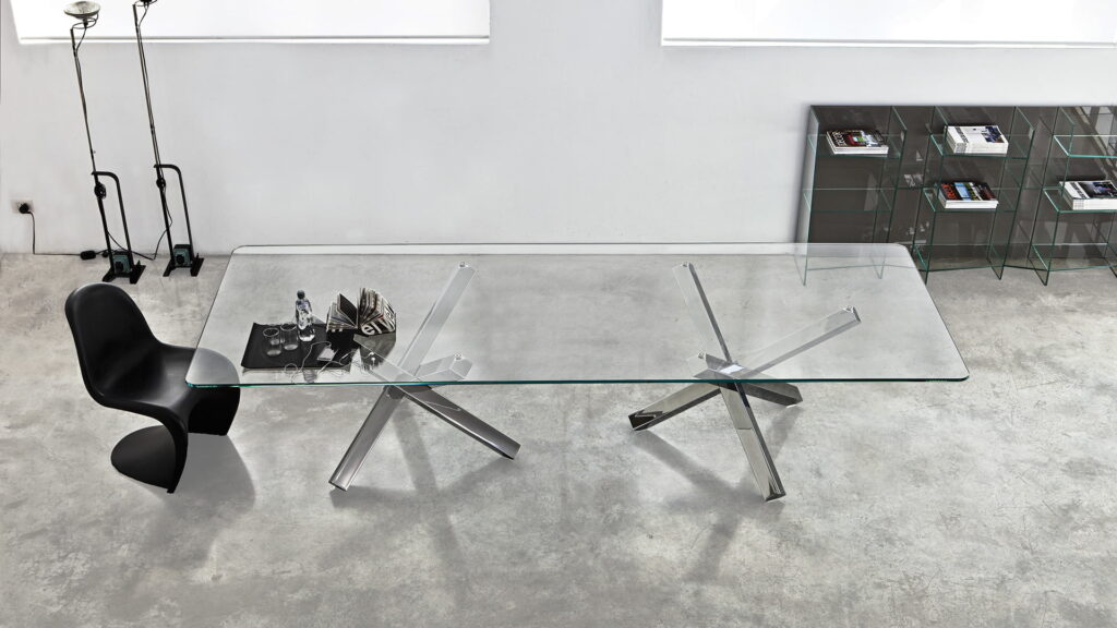 Valgomojo stalas Sovet Aikido Two Bases stiklinis modernus