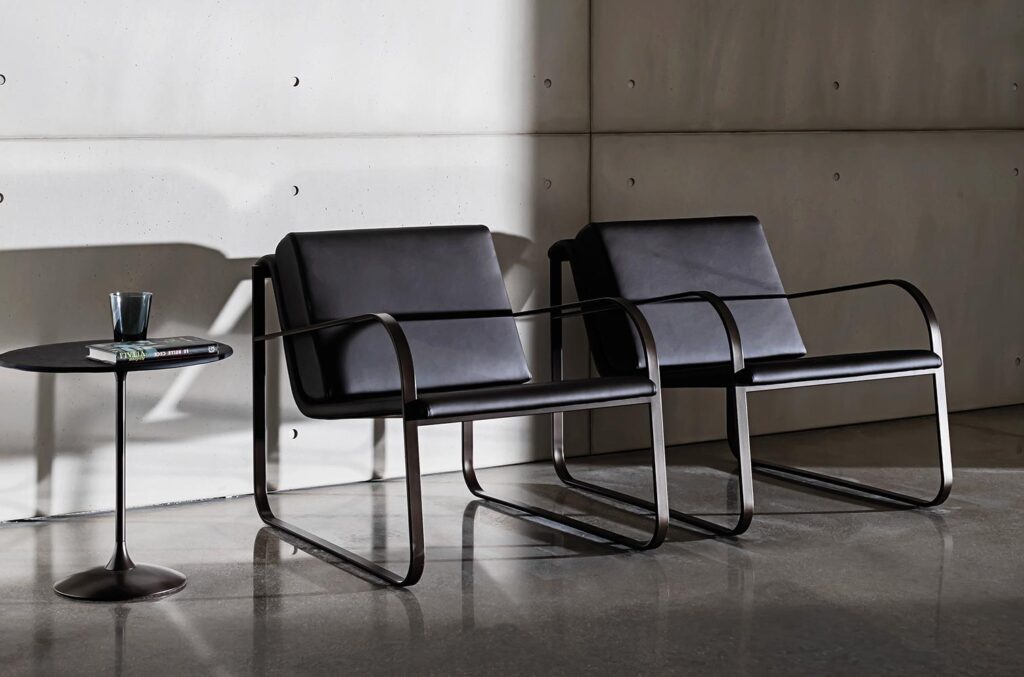 Fotelis Bugatti modernus