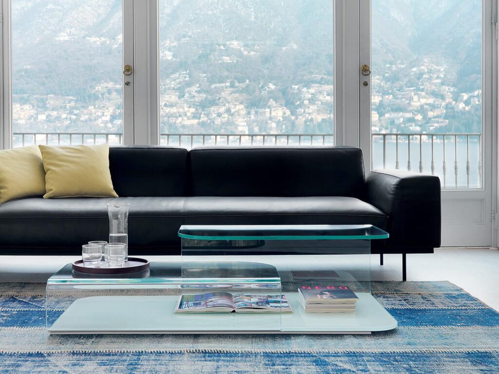 Žurnalinis staliukas Sovet Hug stiklinis