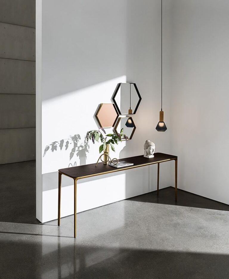 Konsolė Sovet Slim 4 legs