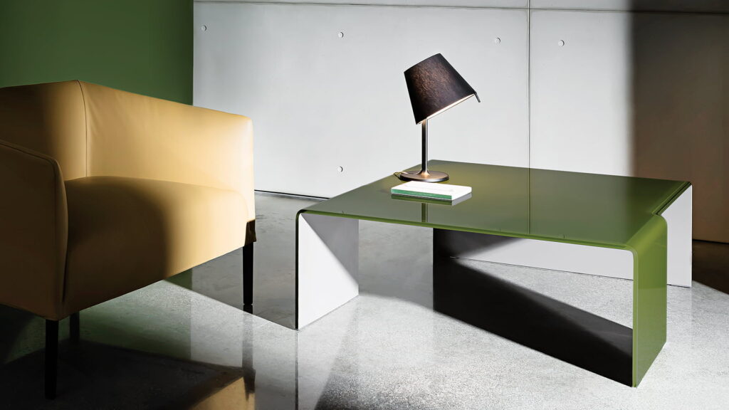 Žurnalinis staliukas Spider modernus