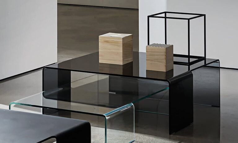 Žurnalinis staliukas Spider modernus