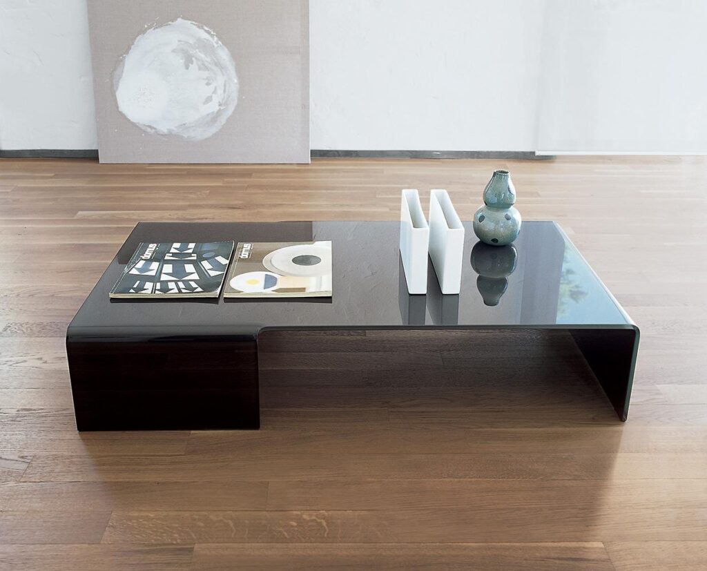 Žurnalinis staliukas Spider modernus stiklinis juodas