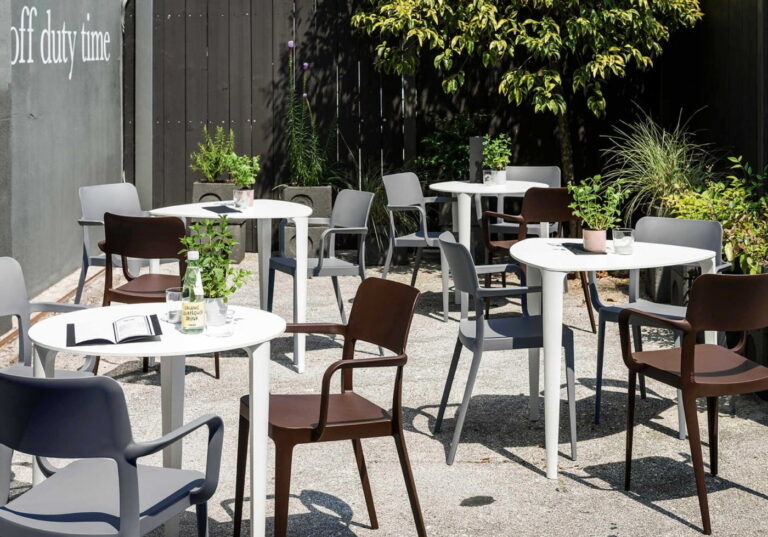 Valgomojo stalas Nenè round apvalus