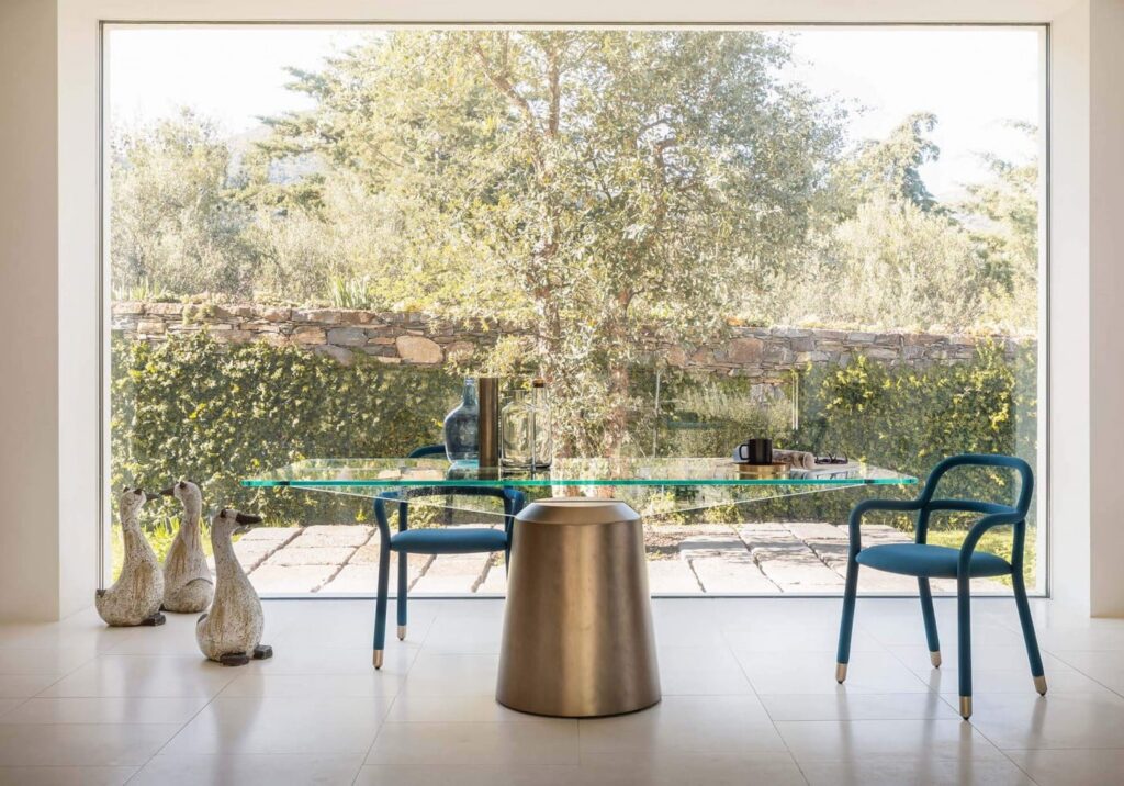 Valgomojo stalas Spike rectangular modernus stiklinis