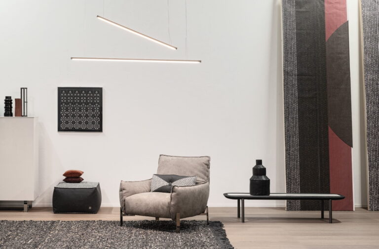 Cierre1972 modernus fotelis Tulip