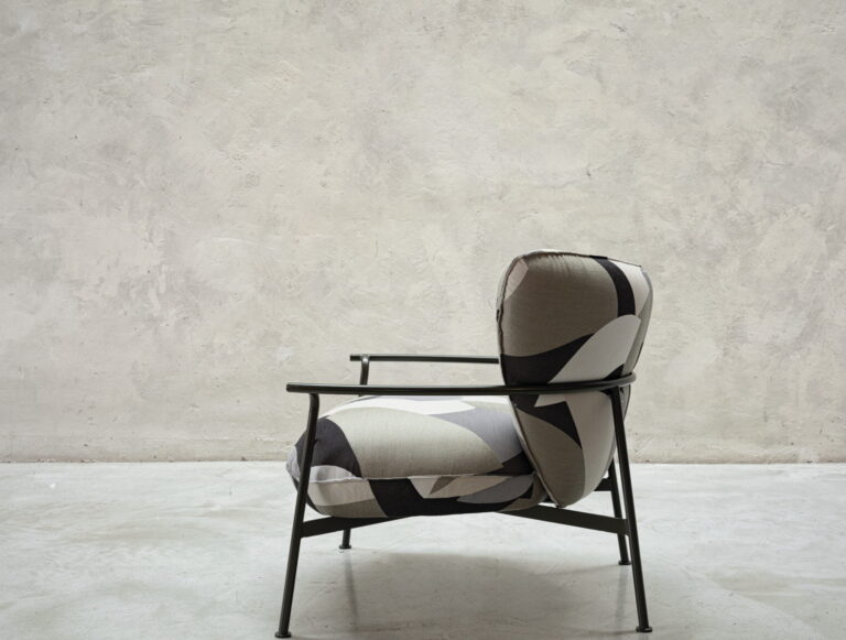 Gina fotelis Cierre1972 (2) modernus, itališkas