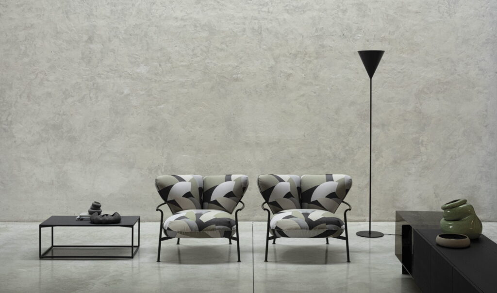 Gina fotelis Cierre1972 modernus, itališkas