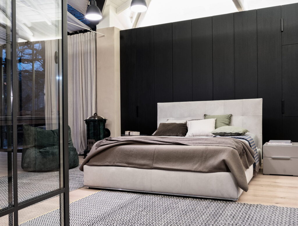 Moderni miegamojo lova Chagall Cierre1972