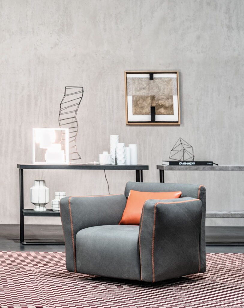 Modernus Flower fotelis Cierre1972 itališki baldai