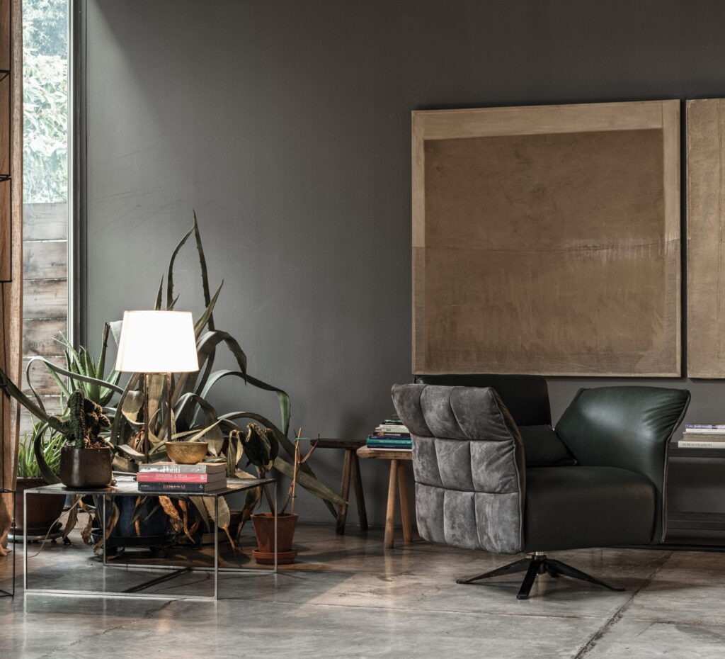 Modernus fotelis Eva II Cierre1972 itališki baldai