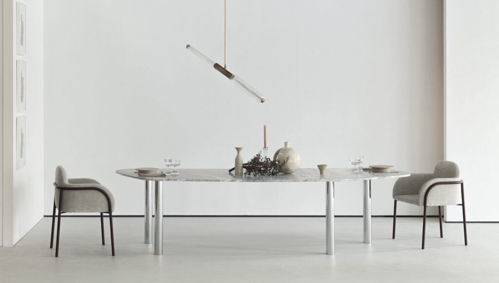 Modernus stalas Tango Cierre1972