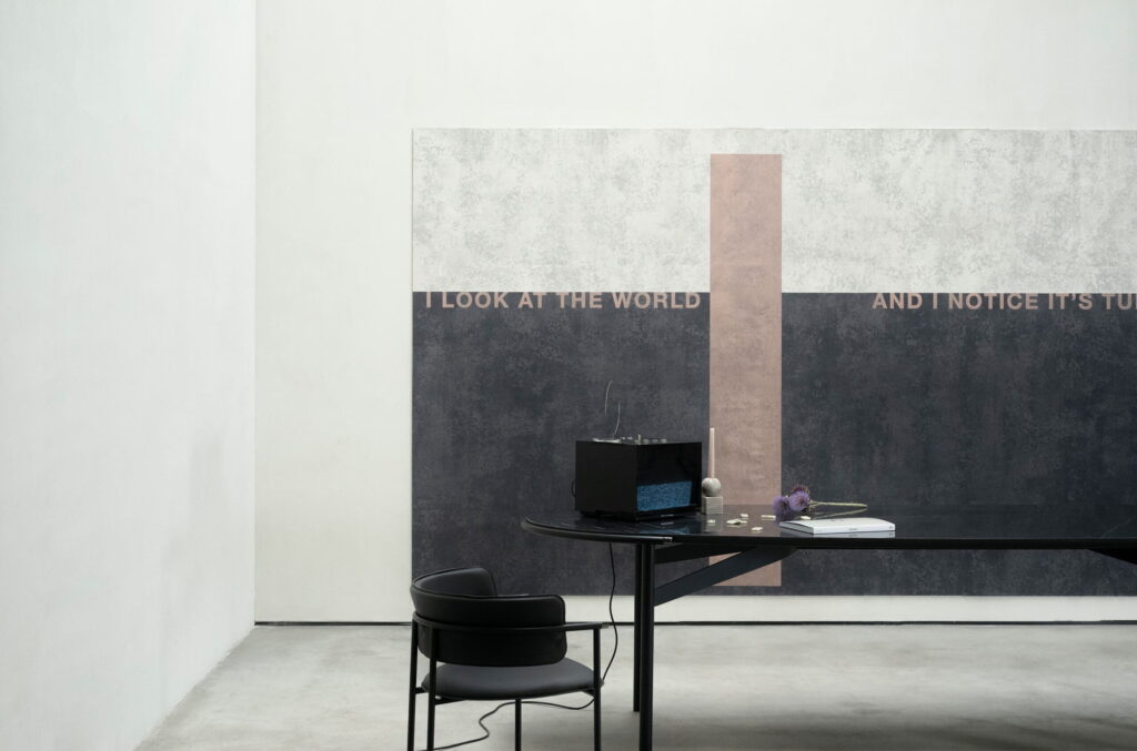 Cierre1972 modernus Mac stalas