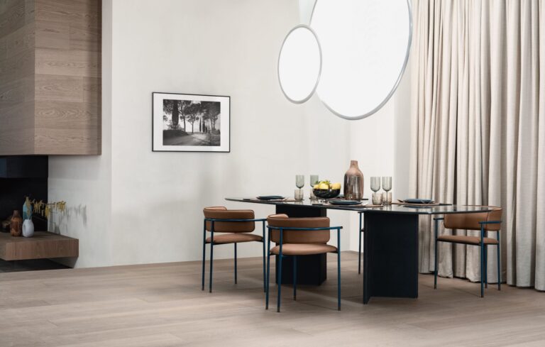 Cierre1972 modernus stalas Wings valgomojo