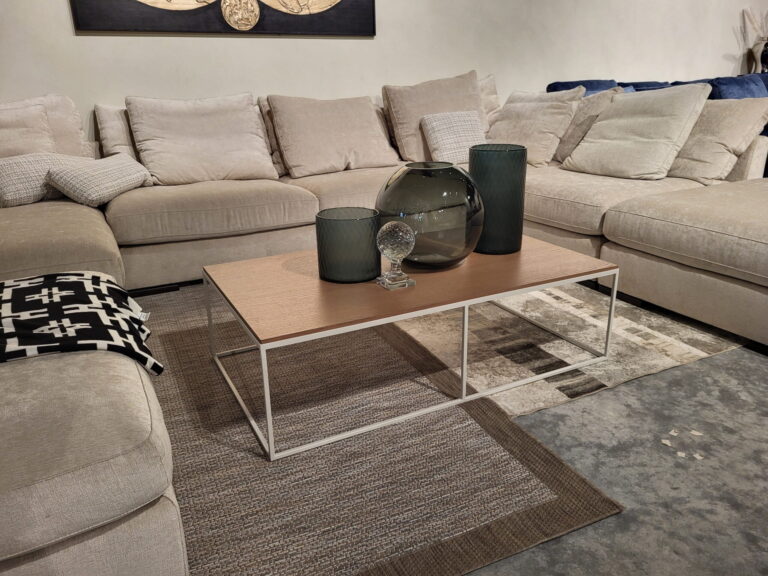 Modernus kavos staliukas Alf DaFre Kobe medinis stalviršis rudas (3) ekspozicija