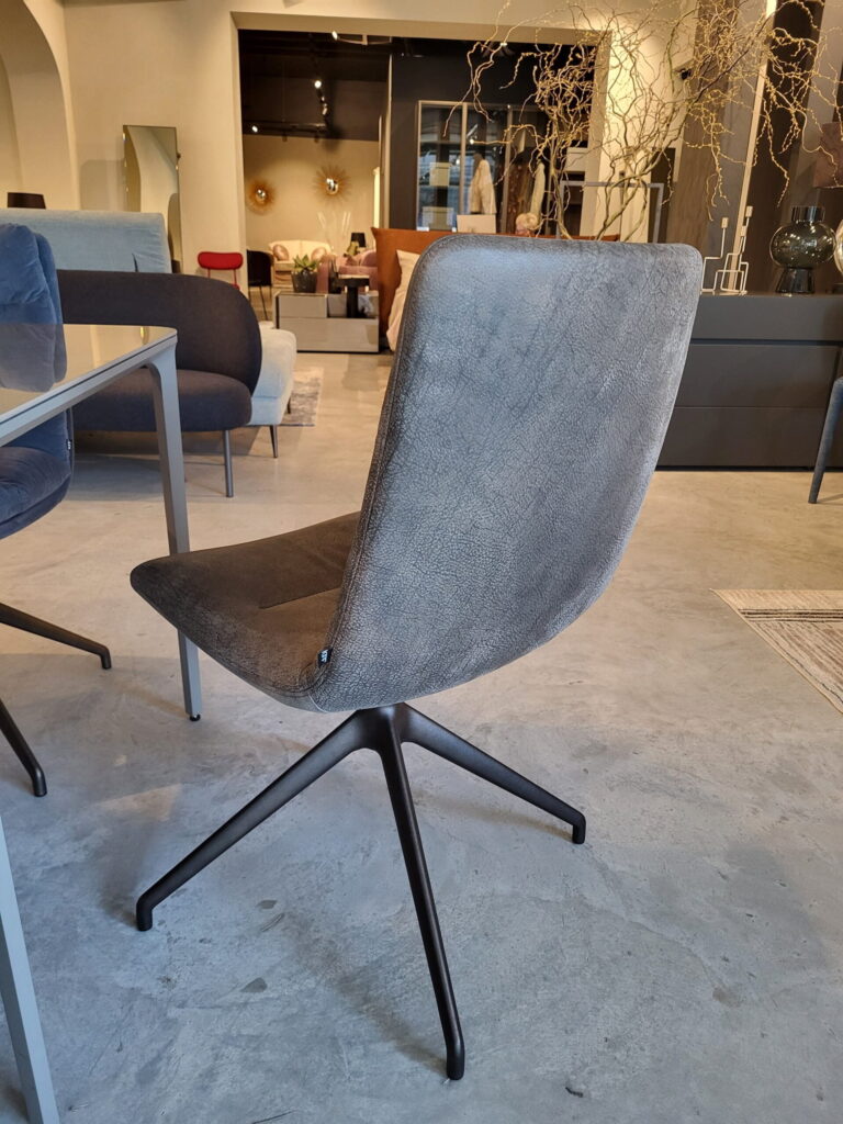 Valgomojo kėdė KFF Arva Light (3) vokiški baldai ekspozicija, išpardavimas