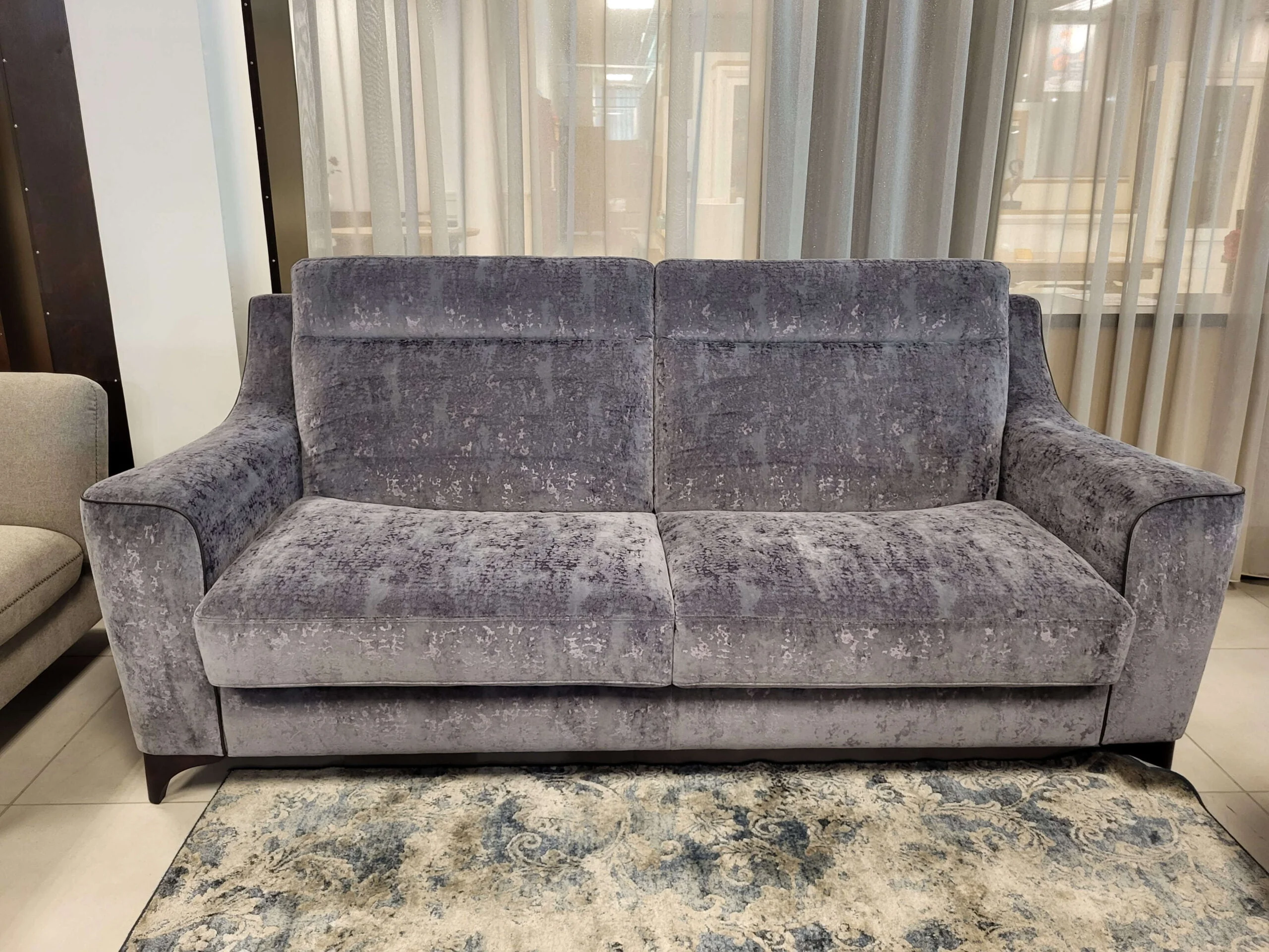 Moderni Kler sofa Toccata ekspozicija