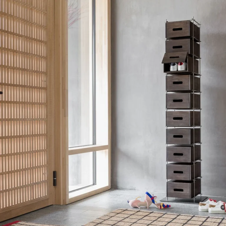 MOGG MANOLO batų lentyna 3