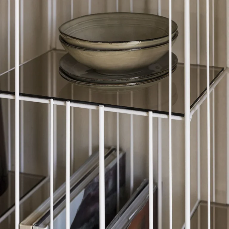 MOGG METRICA knygų lentyna 2