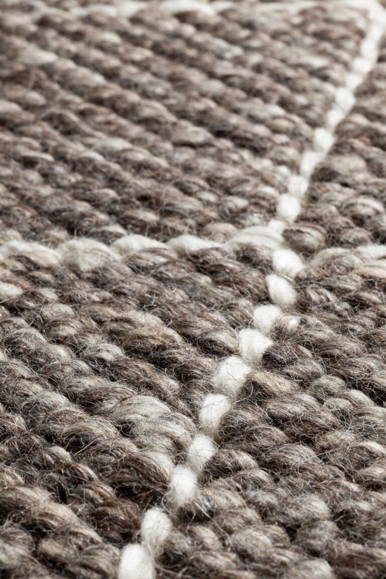 Modernus Kilimas Ligne Pure FRAMEWORK
