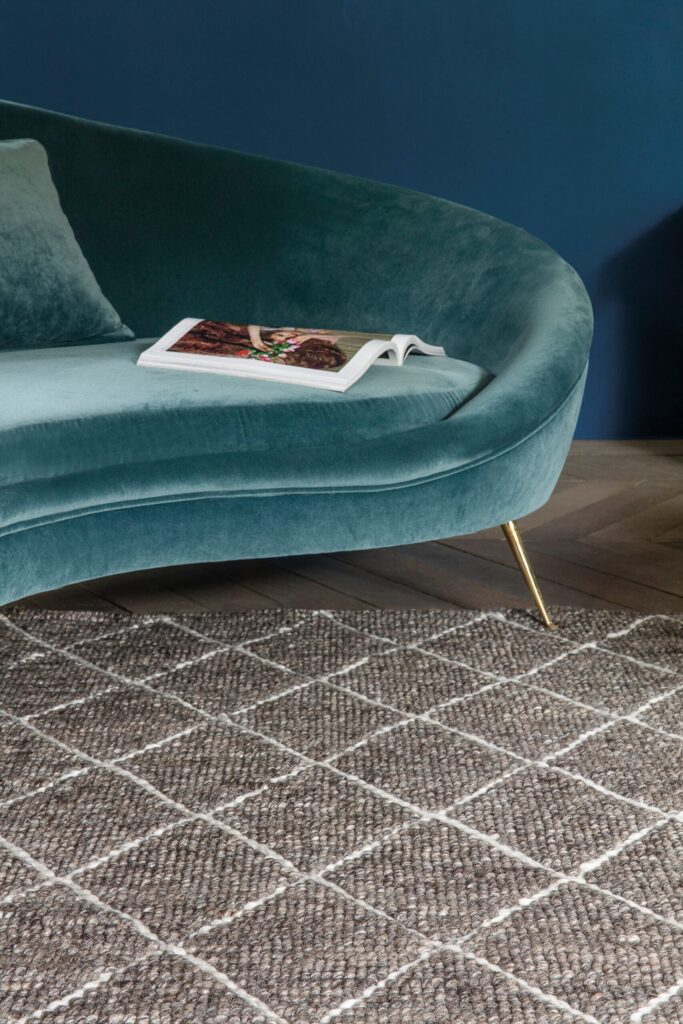 Modernus Kilimas Ligne Pure FRAMEWORK