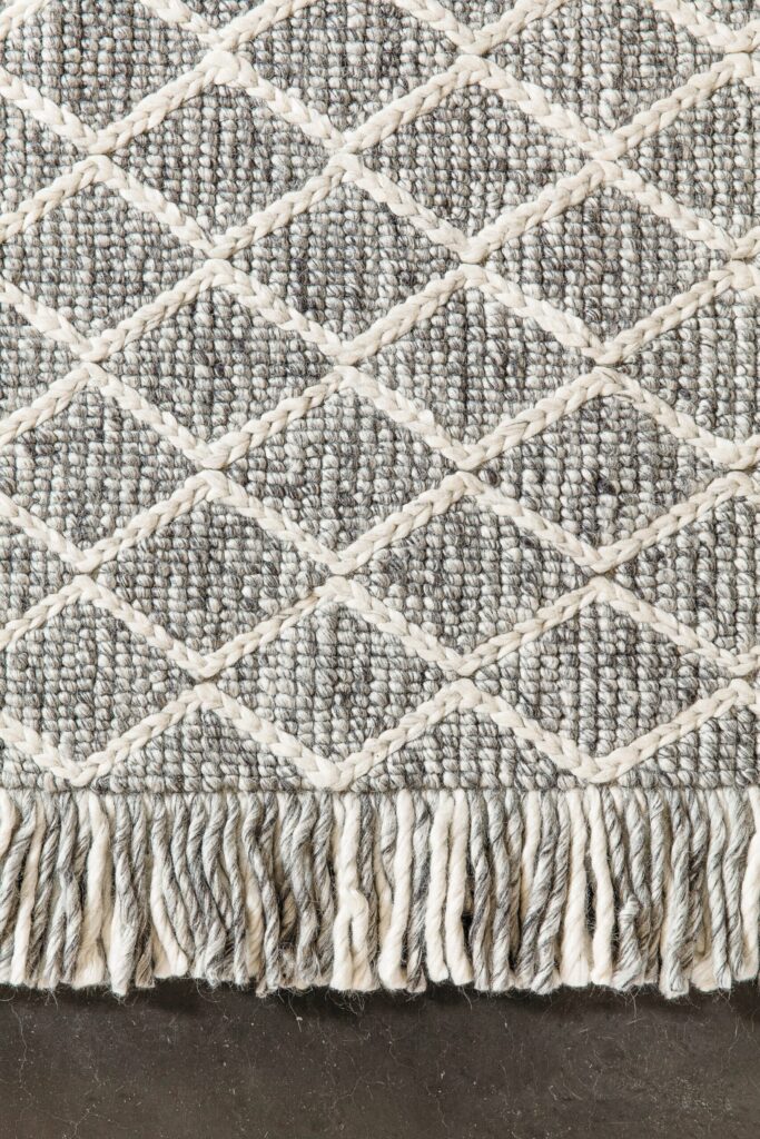 Modernus Kilimas Ligne Pure MERGE