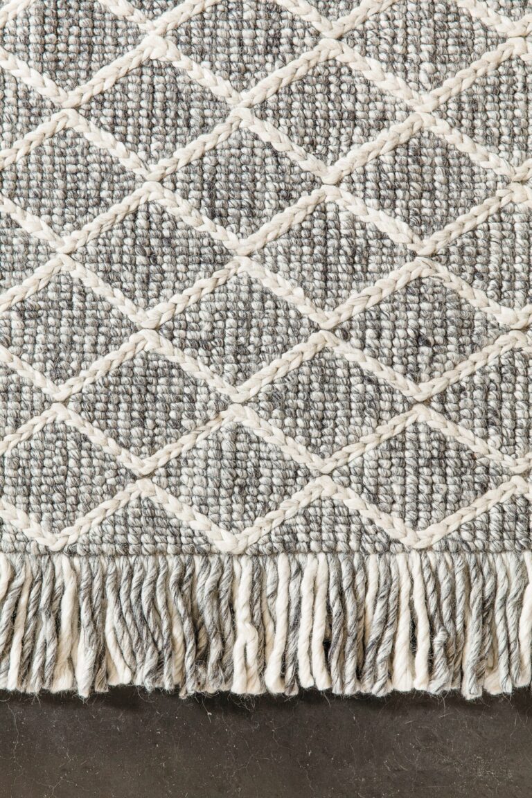 Modernus Kilimas Ligne Pure MERGE