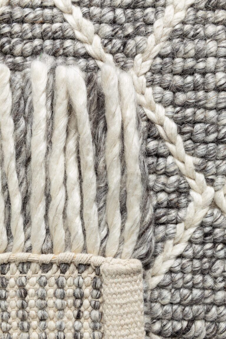Modernus Kilimas Ligne Pure MERGE