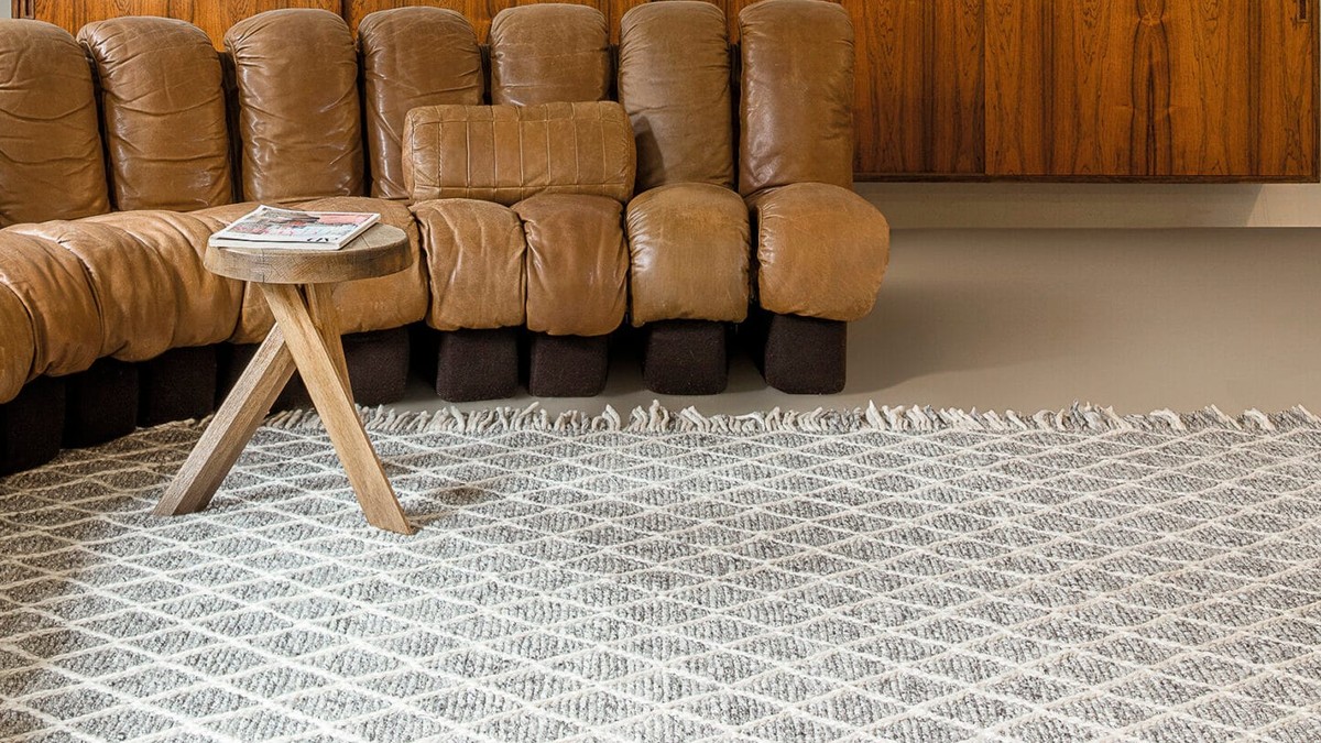 Modernus Kilimas Ligne Pure MERGE