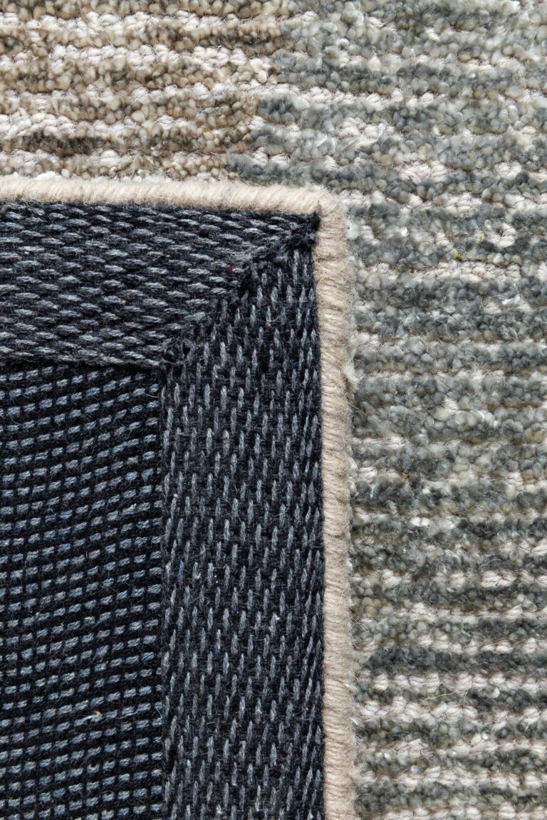 Modernus Kilimas Ligne Pure ERODE