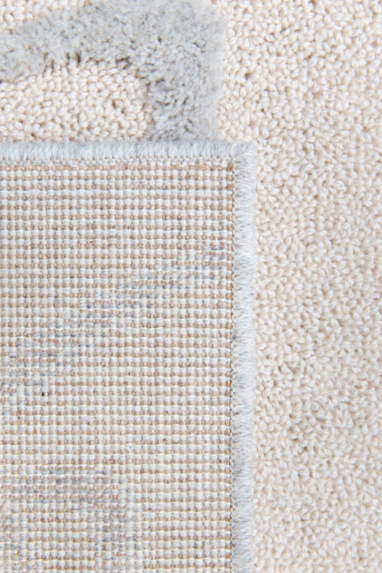 Modernus Kilimas Ligne Pure FACES
