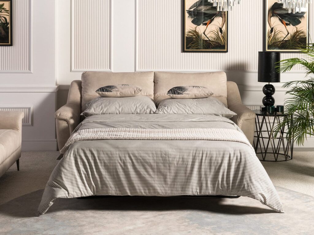 Smėlio spalvos sofa lova Kler Ramiro