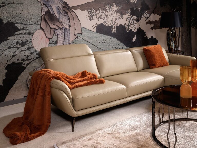 Sofa moderni odinė Vivaldi Kler