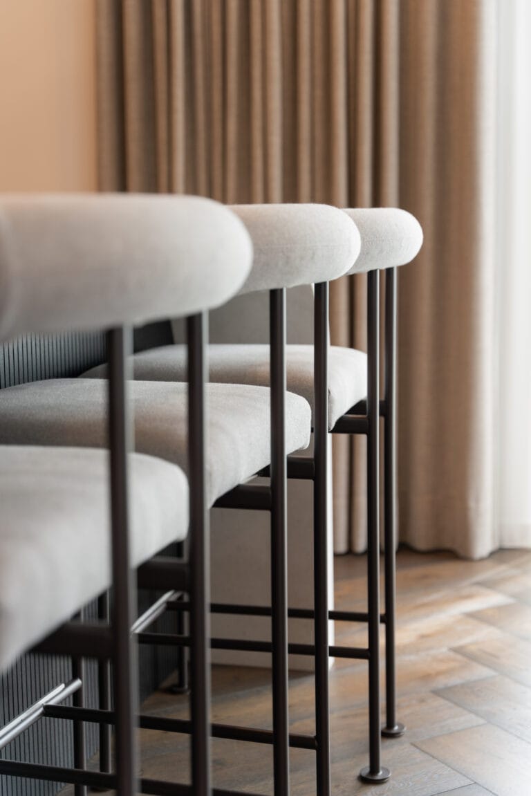 Modernus namo interjeras – elegancijos ir jaukumo dermė (48)