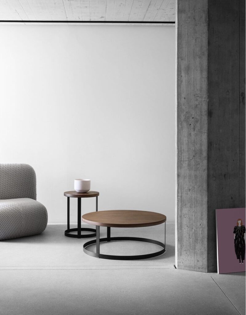 Apvalus itališkas modernus Zero Midiforms kavos ir žurnalinis staliukas svetainei (2)