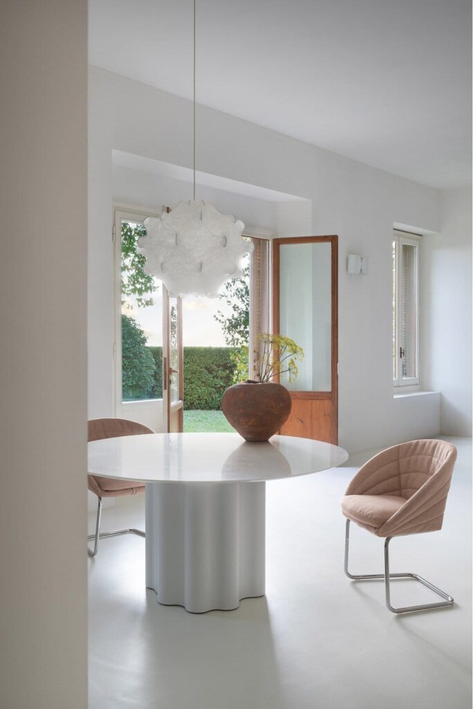 Valgomojo apvalus stalas Teatro Magico 2 (1)