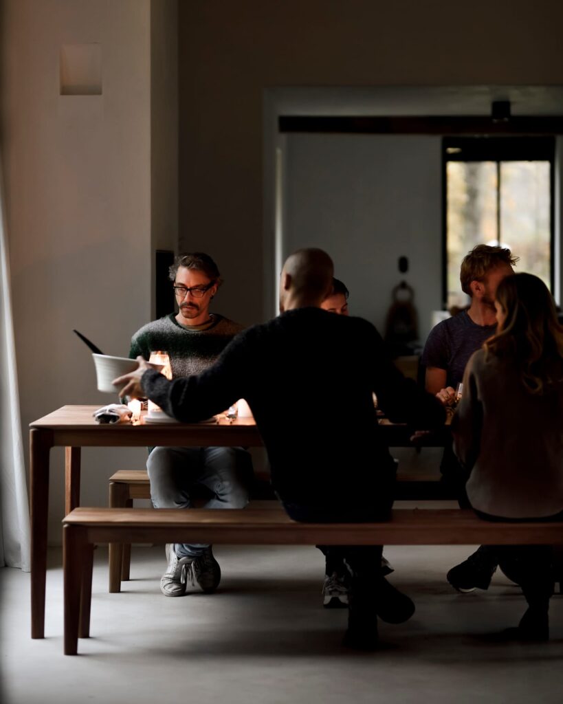 10161 Valgomojo stalas Bok medinis 220x95x76h cm (16)