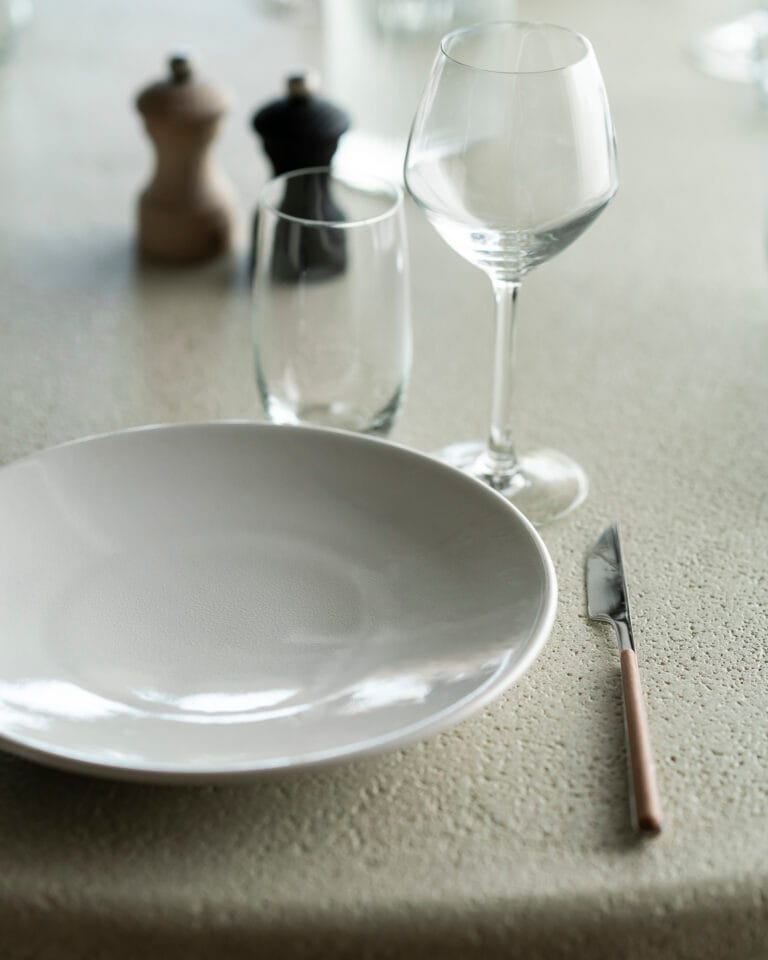 26422 Valgomojo stalas Elements ilgis 90 cm plotis cm ir aukštis 76 cm apvalus (36)