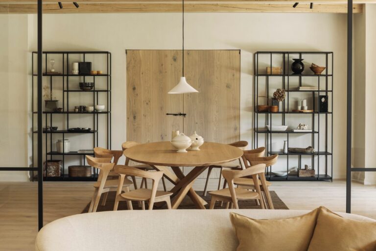 50181 Valgomojo stalas Mikado 267 cm ilgio 138 cm pločio 76 cm aukščio (2)