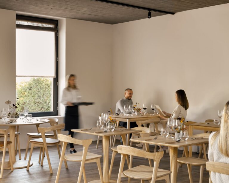 51500 Valgomojo stalas Bok 140x80x76h cm (10)