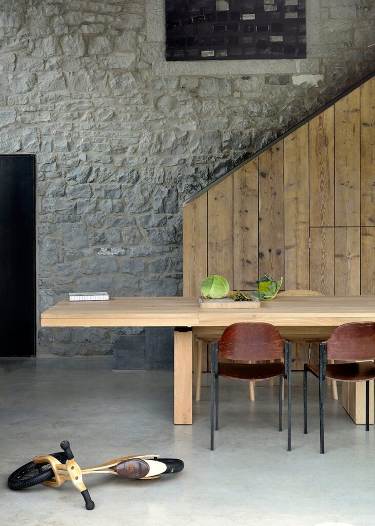 52066 Itališkas medinis išskleidžiamas Valgomojo stalas Double ilgis 200 cm (8)